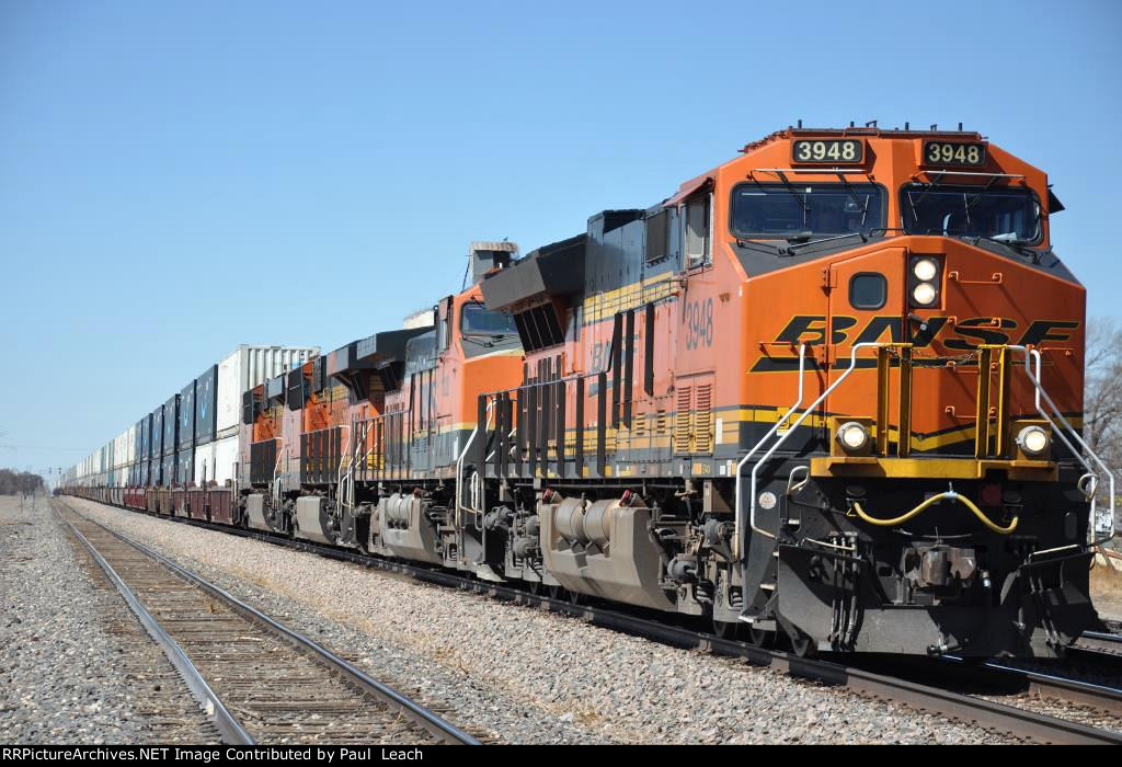 Intermodal cruises east